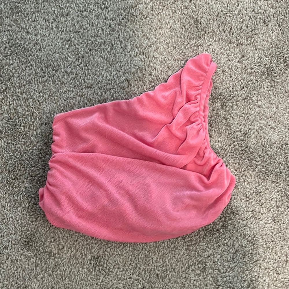 Pink one shoulder crop top